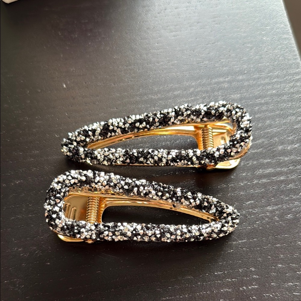 Elegant Black and Gold Hair Clips